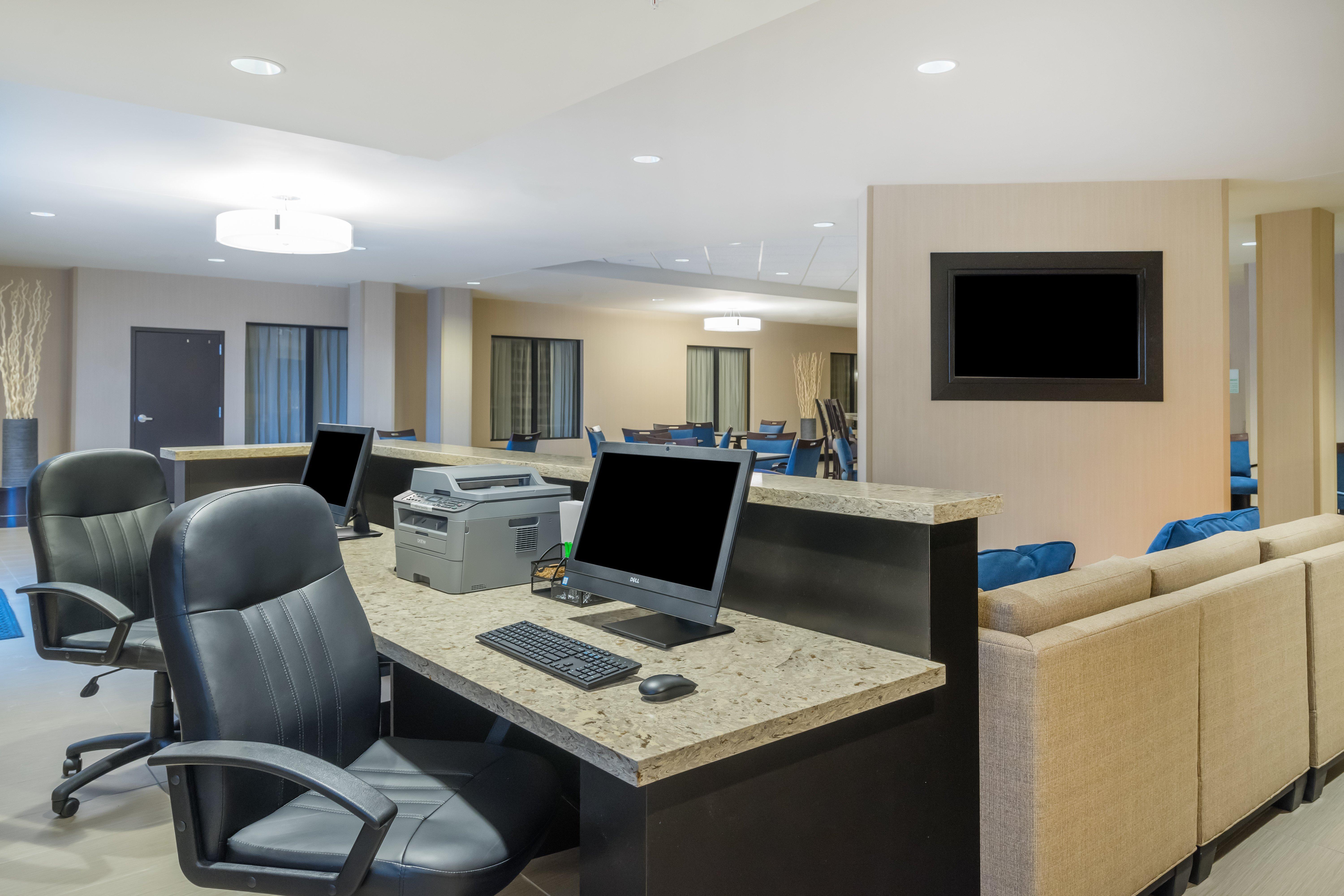 Holiday Inn - Terre Haute By Ihg Екстериор снимка