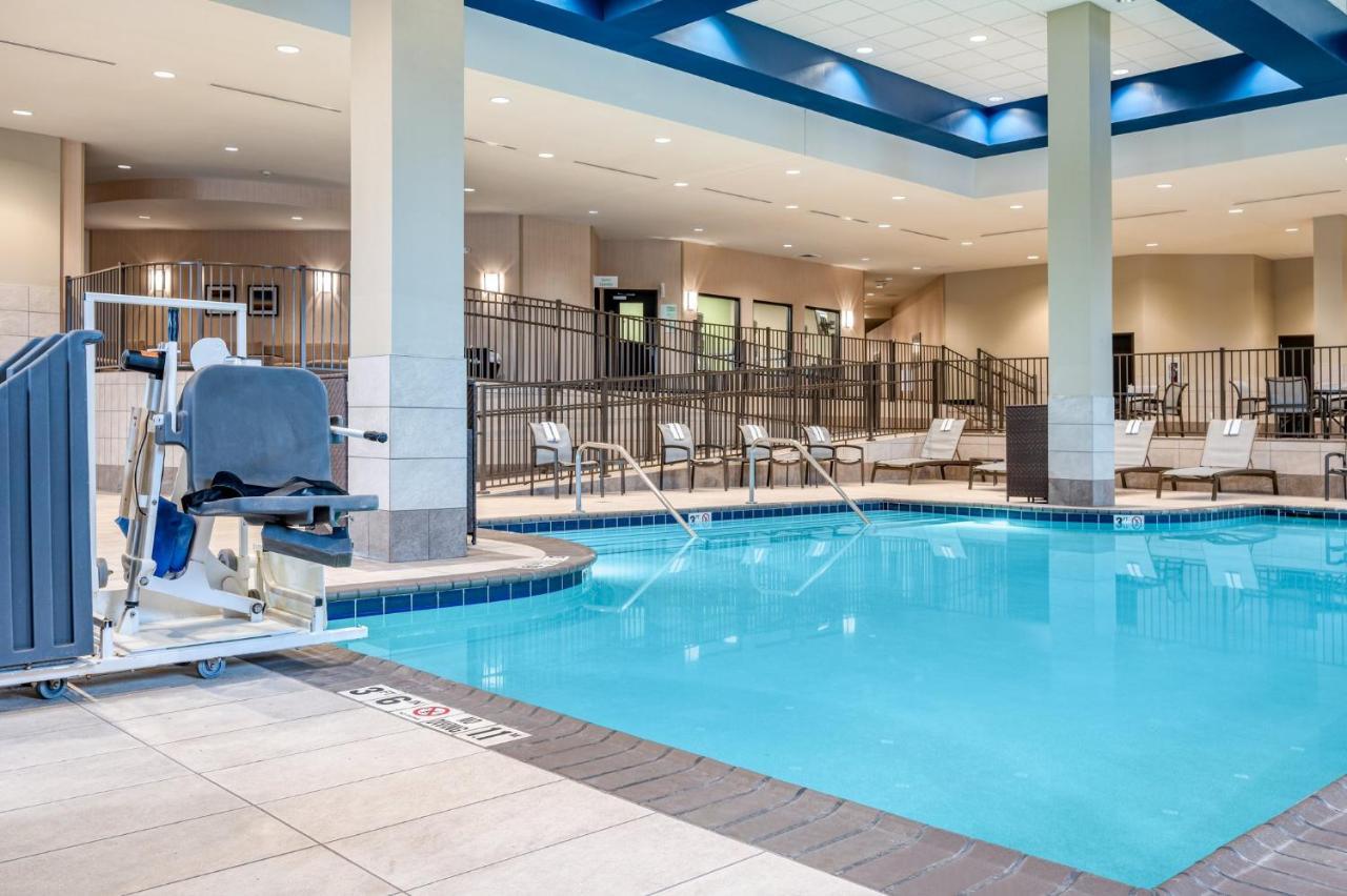 Holiday Inn - Terre Haute By Ihg Екстериор снимка
