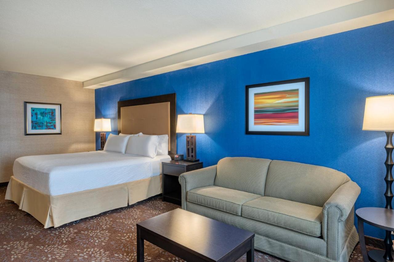Holiday Inn - Terre Haute By Ihg Екстериор снимка