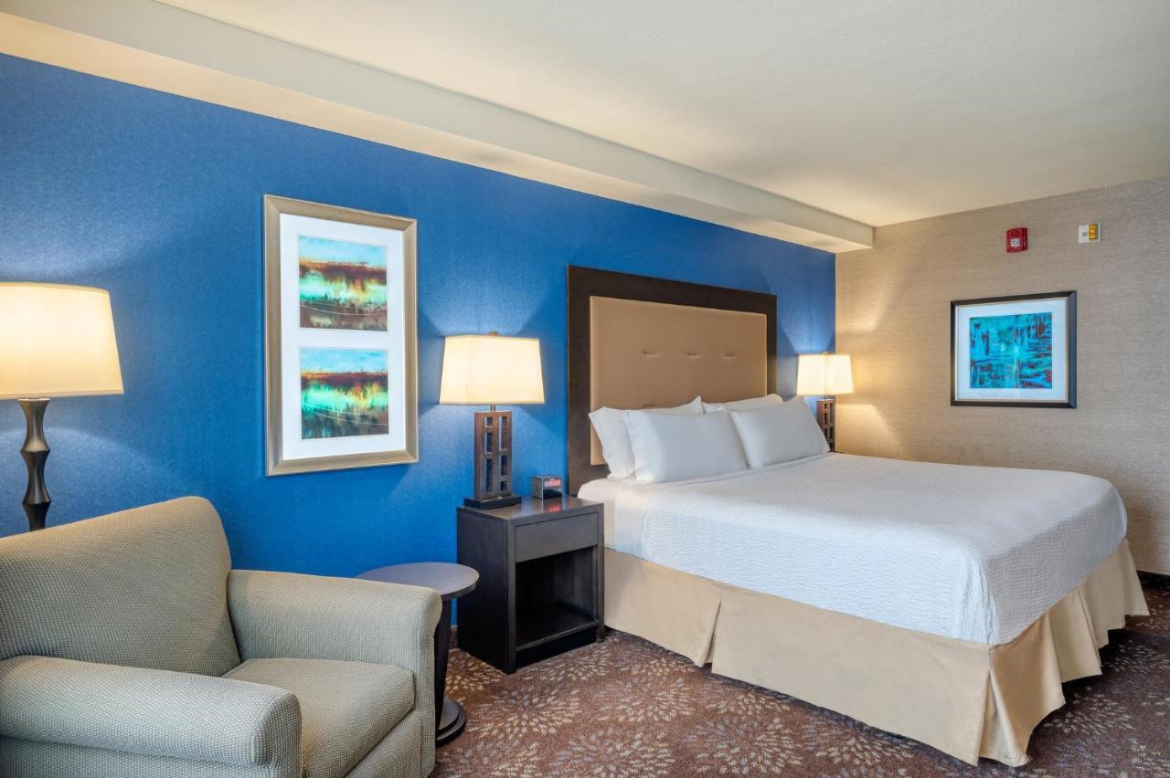 Holiday Inn - Terre Haute By Ihg Екстериор снимка