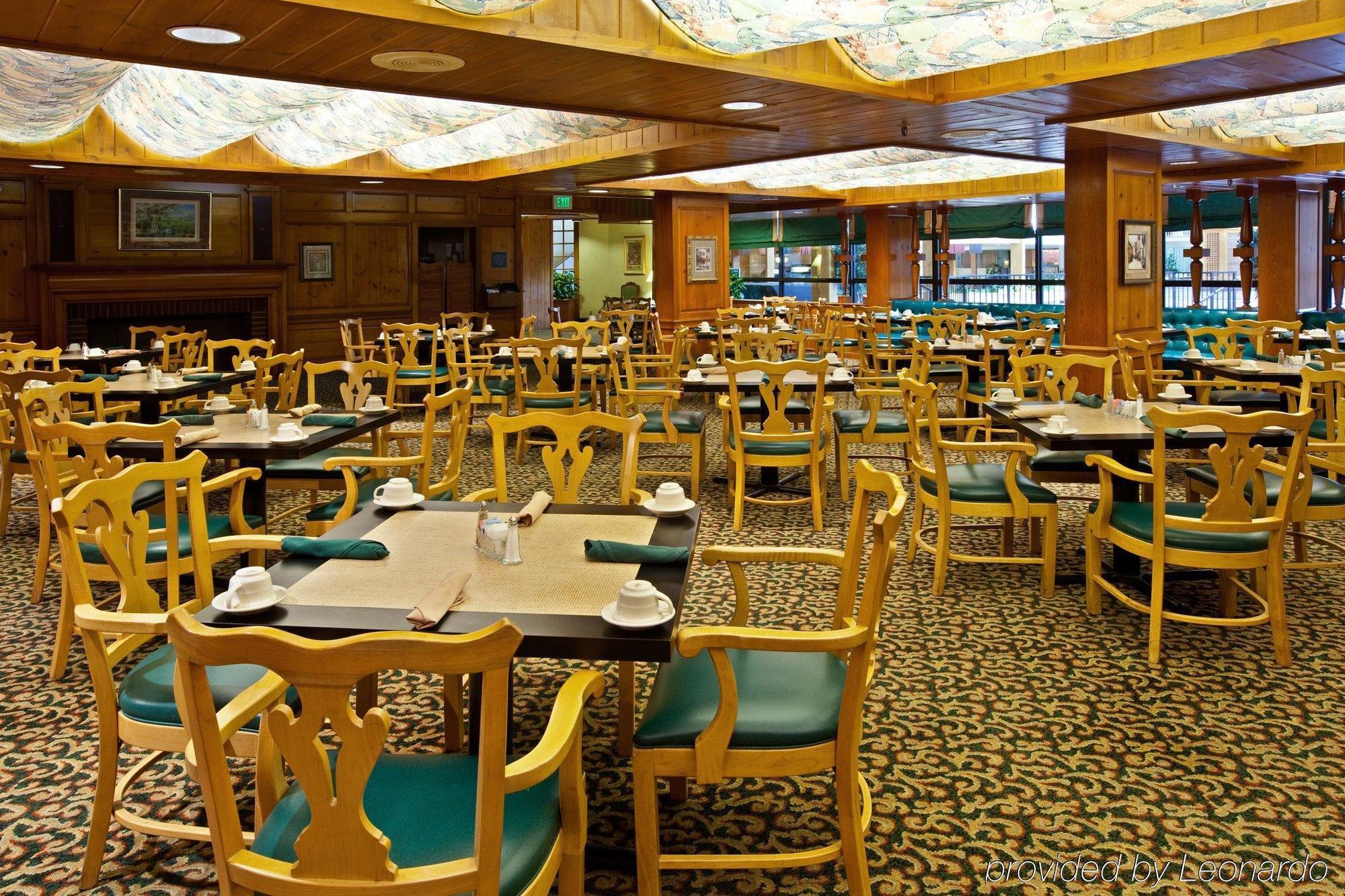 Holiday Inn - Terre Haute By Ihg Екстериор снимка
