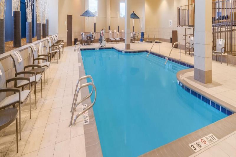 Holiday Inn - Terre Haute By Ihg Екстериор снимка