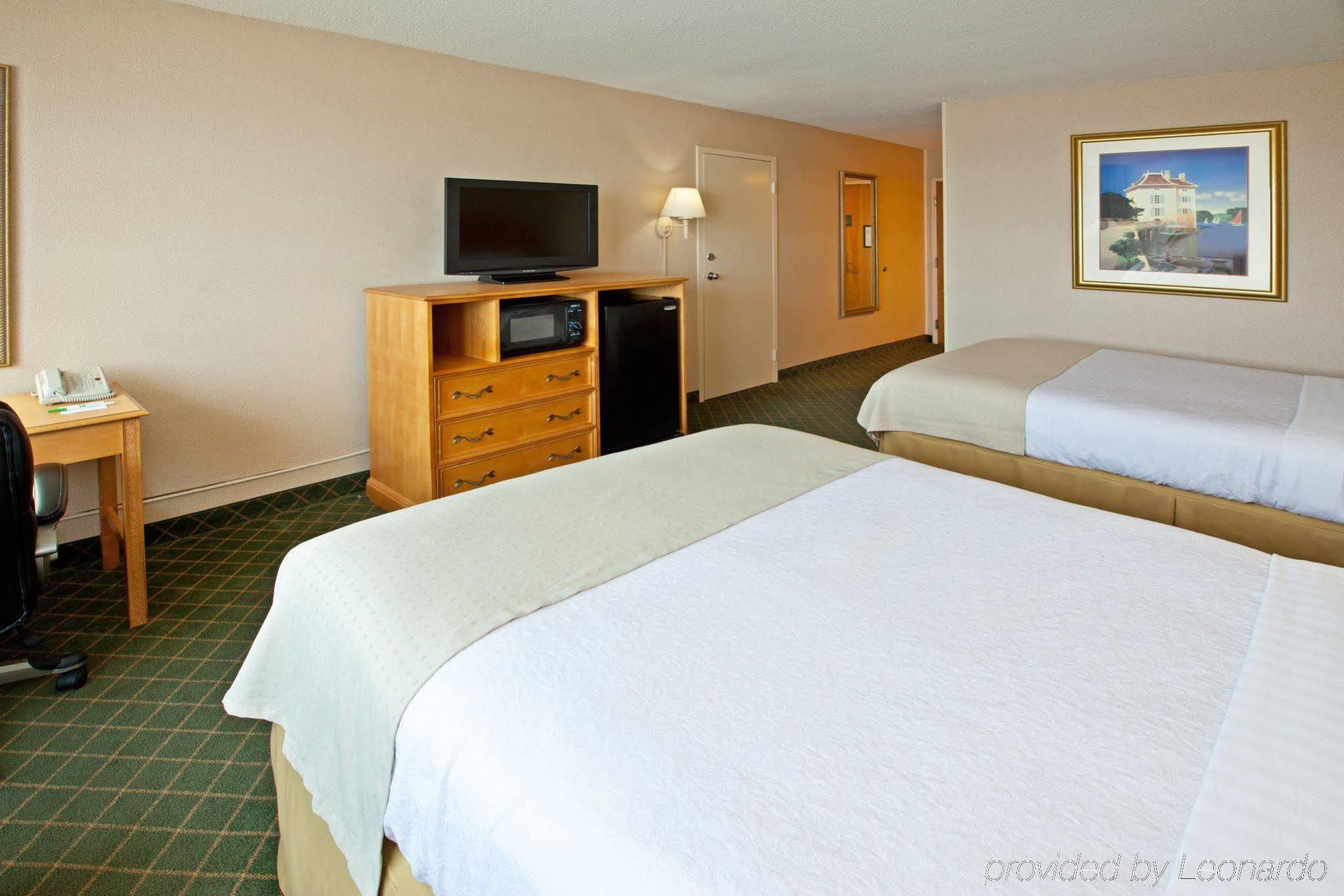 Holiday Inn - Terre Haute By Ihg Екстериор снимка